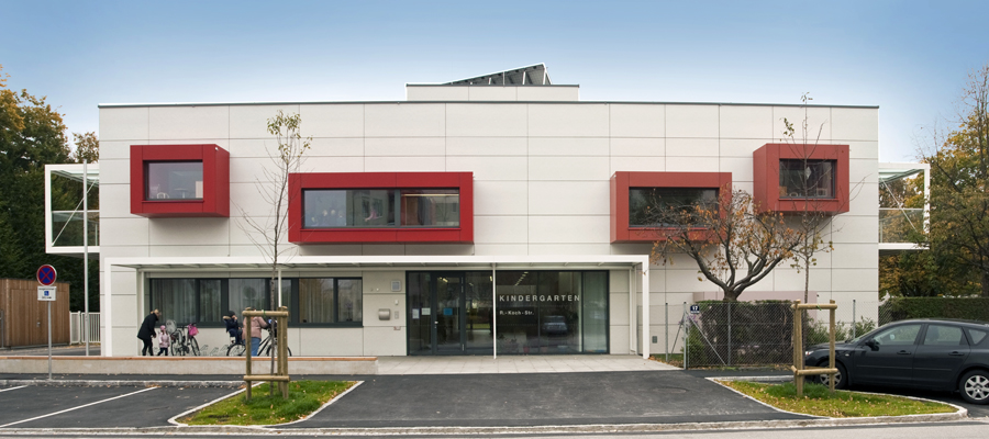 Außenansicht des Kindergartens in der Robert-Koch-Straße