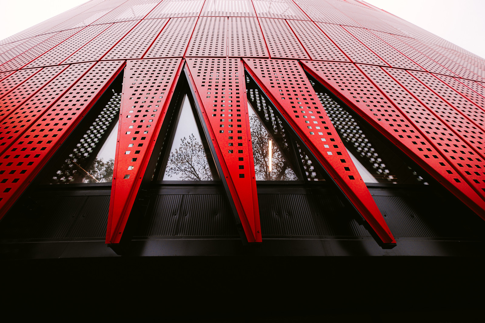 HMA Jihlava_fasada_DELTA Group CZ_detail ježka